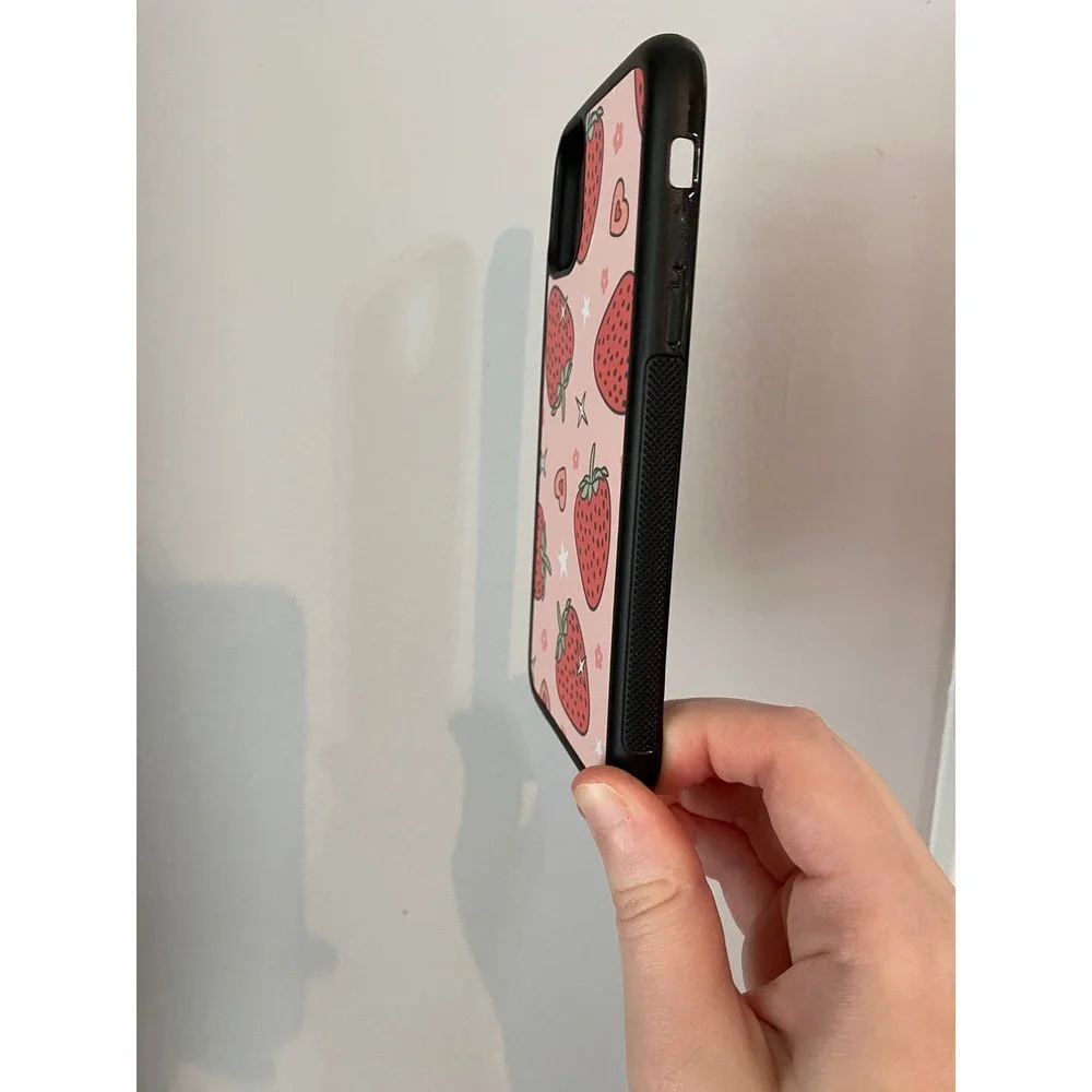 iPhone 11 Phone Case Unisex iPhone 11 Pink Strawberry Pattern Bumper Case
